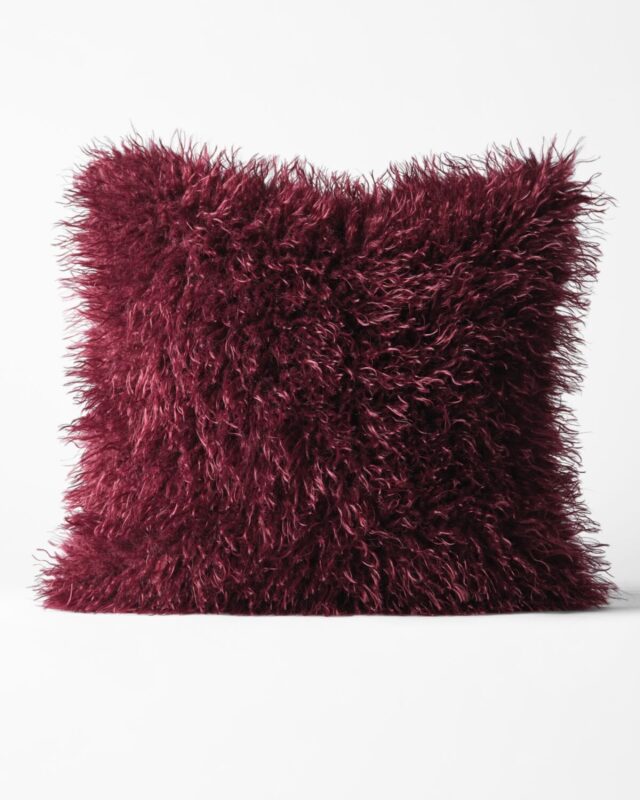 kussenhoes 50x50cm harig bordeauxrood van HEMA