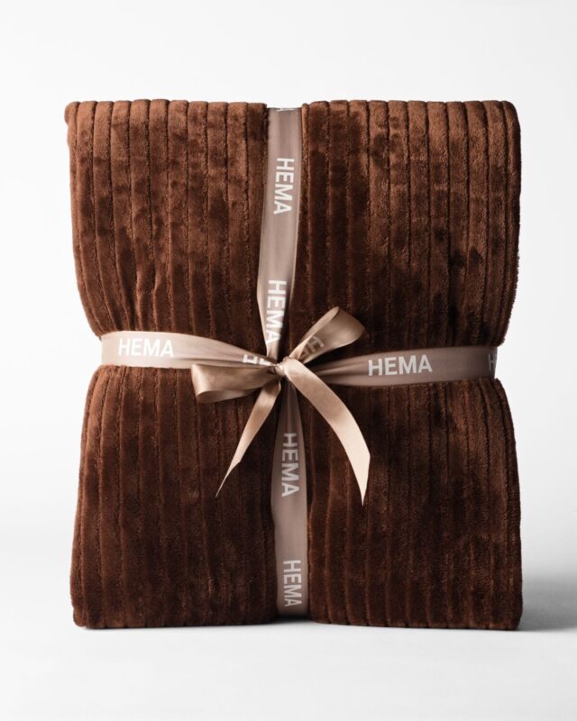 plaid 150x130cm sherpa bruin van HEMA